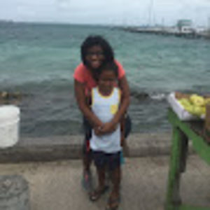 Meet your Posher, Simone